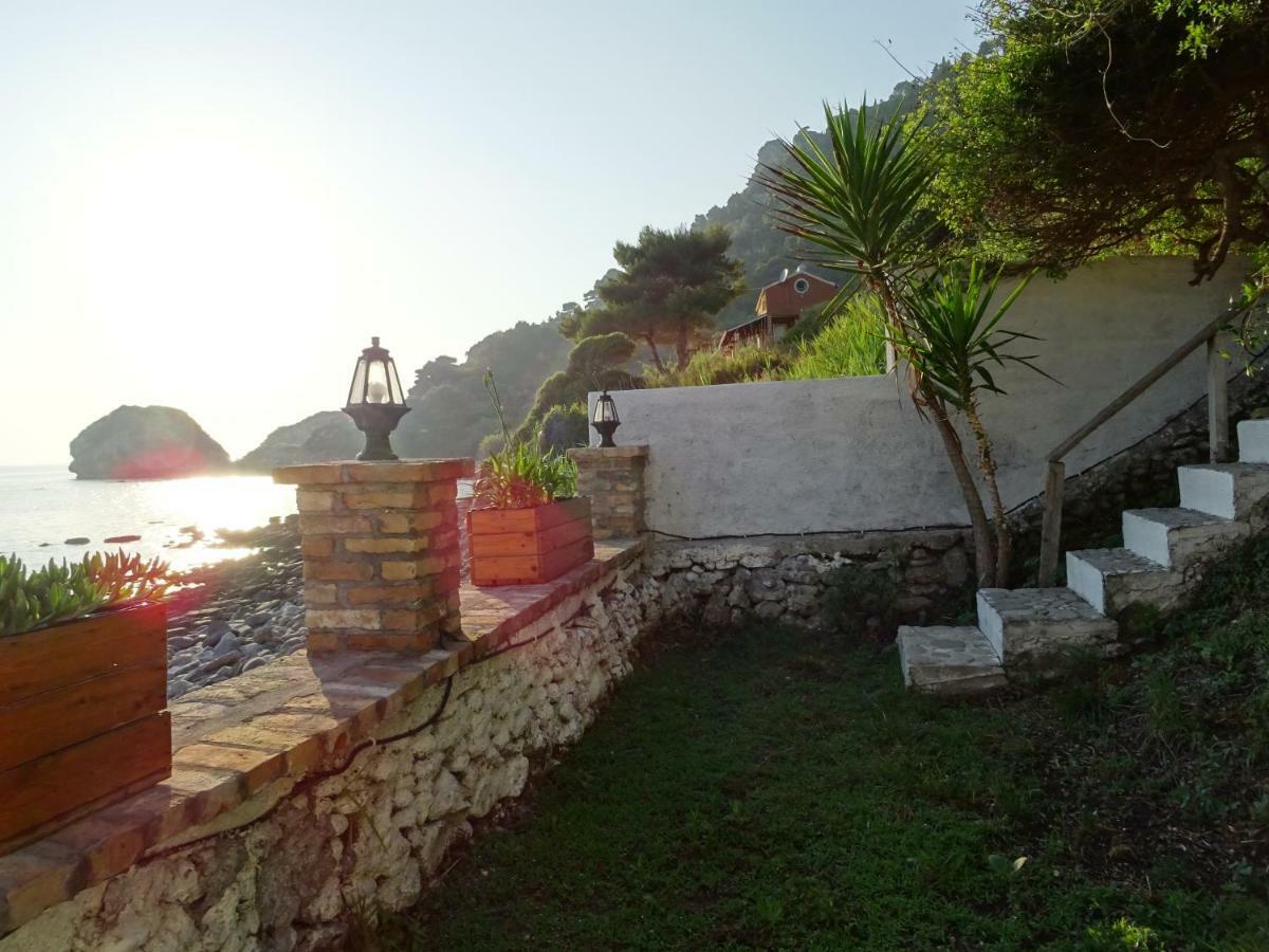 Dom wakacyjny Josef And Marina House *